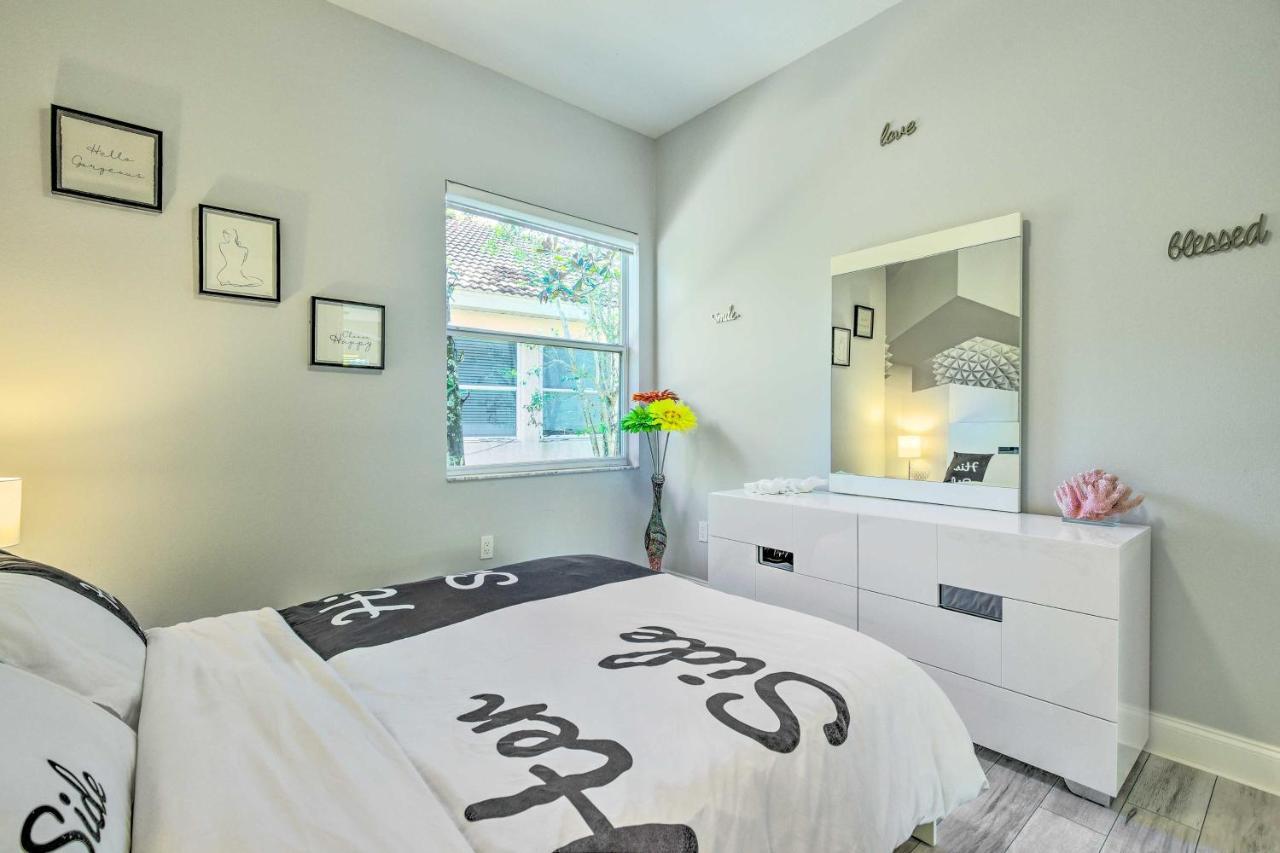 Sun-Soaked Sarasota Oasis With Pool And Hot Tub! Villa Luaran gambar